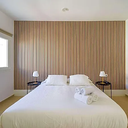 Hotel Lobos With Private Swimming Pool - Homeforguest
