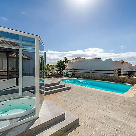 Lobos With Private Swimming Pool - Homeforguest Hotel Caleta de Fuste