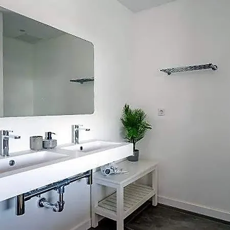 Hotel Lobos With Private Swimming Pool - Homeforguest *