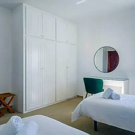 Lobos With Private Swimming Pool - Homeforguest