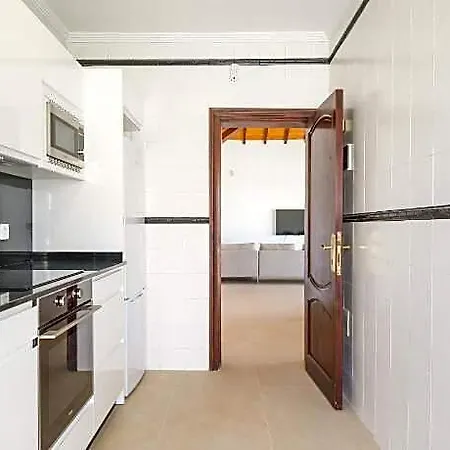 Lobos With Private Swimming Pool - Homeforguest *